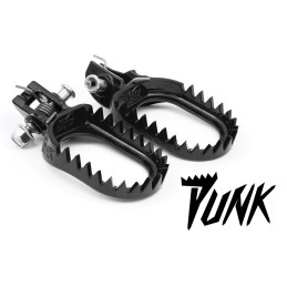 S3 PUNK BLACK FOOTPEGS...